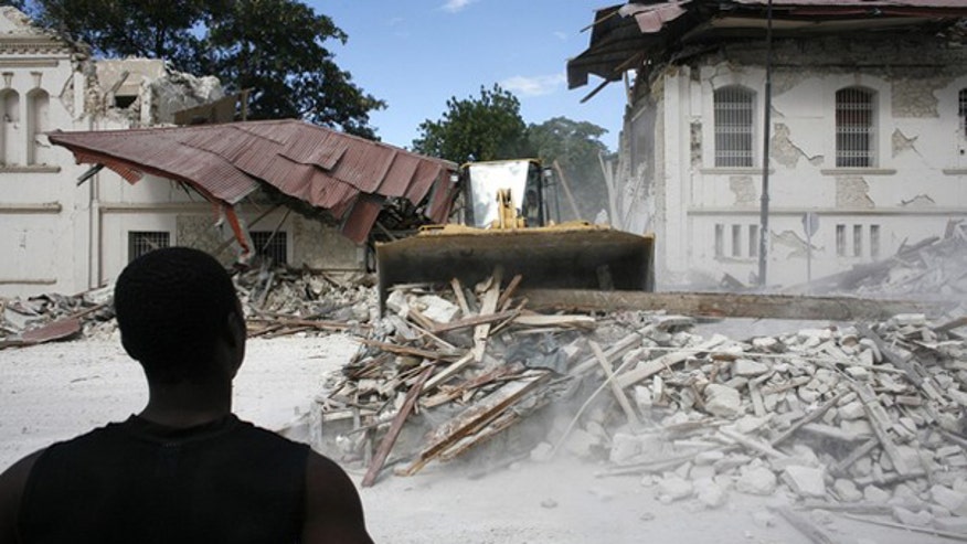 haiti_palace_011310.jpg