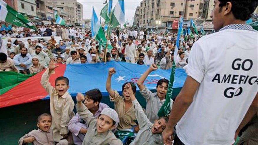 karachi_protest_061012.jpg