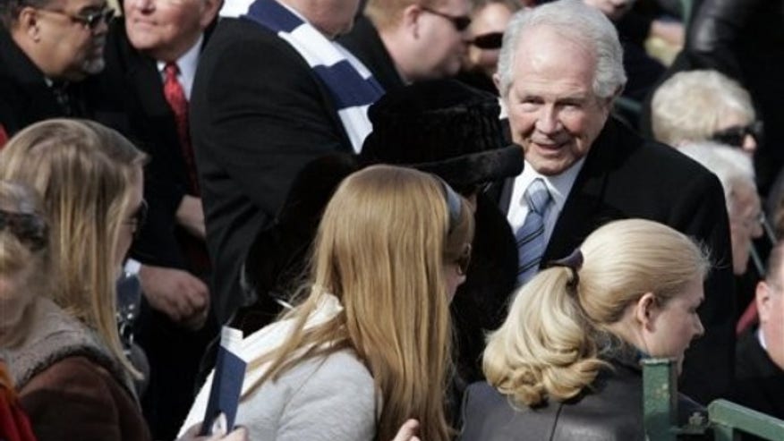 pat_robertson_011610