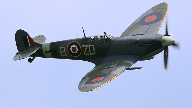 Ray_Flying_Legends_2005-1.jpg