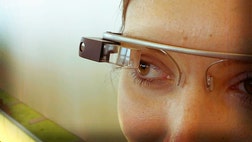 >Each Glass software update pushes Google's device another step closer to its commercial launch, with October's release bringing with it transit directions, links in notifications, and a 'see who you're talking to' feature. The post Google Glass edges toward launch with latest software update appeared first on Digital Trends.