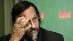 >Rajendra Pachauri, the 73-year-old Indian leading the U.N.’s climate science arm, told Speigel Online he planned to step down from his position in 2015.