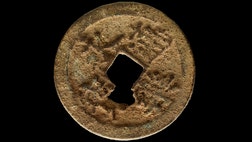 >Scientists from Illinois have found a rare, 600-year-old Chinese coin on the Kenyan island of Manda.