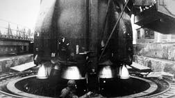 >An old ballistic missile system should be modified to defend Earth from asteroids, a Russian scientist says, citing a major explosion over the Urals earlier this year.