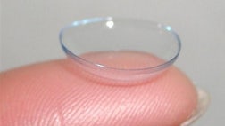 Researchers at several institutions have created a new technology that will empower future smart contact lenses.