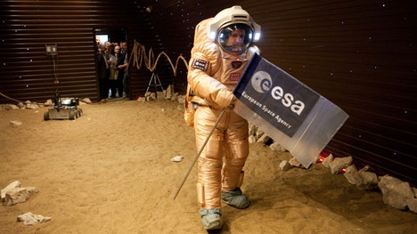 If you've ever dreamed of becoming an astronaut and have four months to spare, you might have the right stuff to fly to Mars … well, sort of.