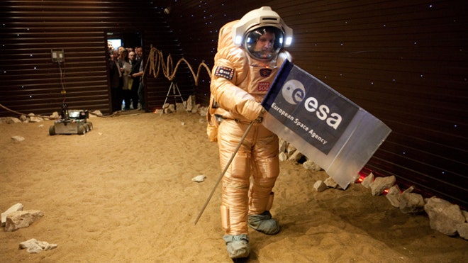 mars500-mock-mars-marswalk.JPG