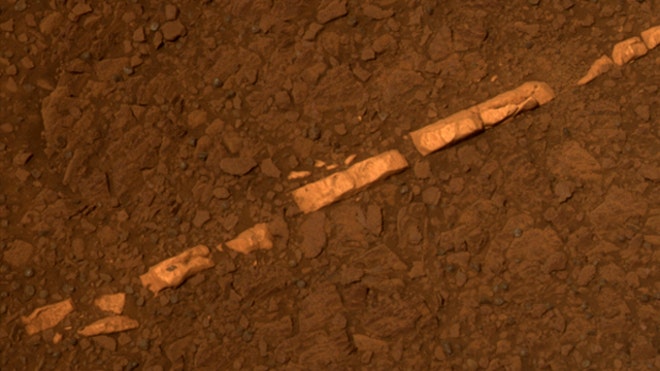 Water on Mars mineral vein NASA
