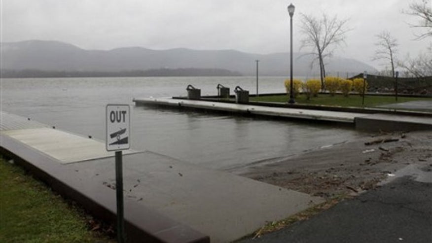 Newburgh mom drives kids into Hudson