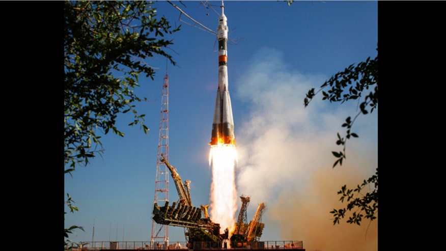 expedition-31-soyuz-launch-fire.jpg