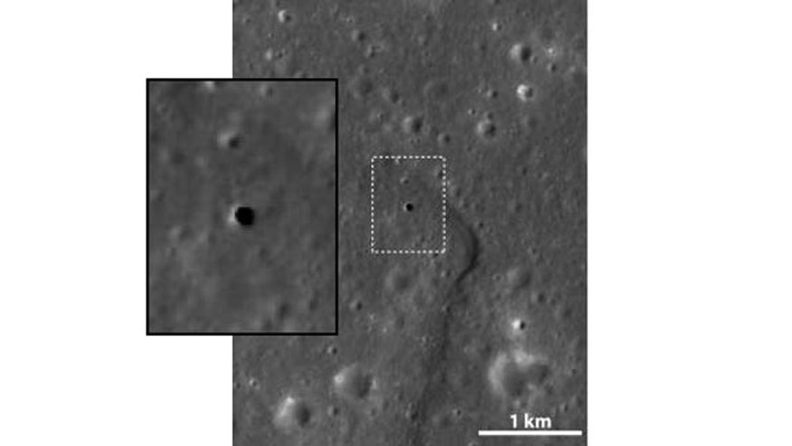 moon_hole_lava