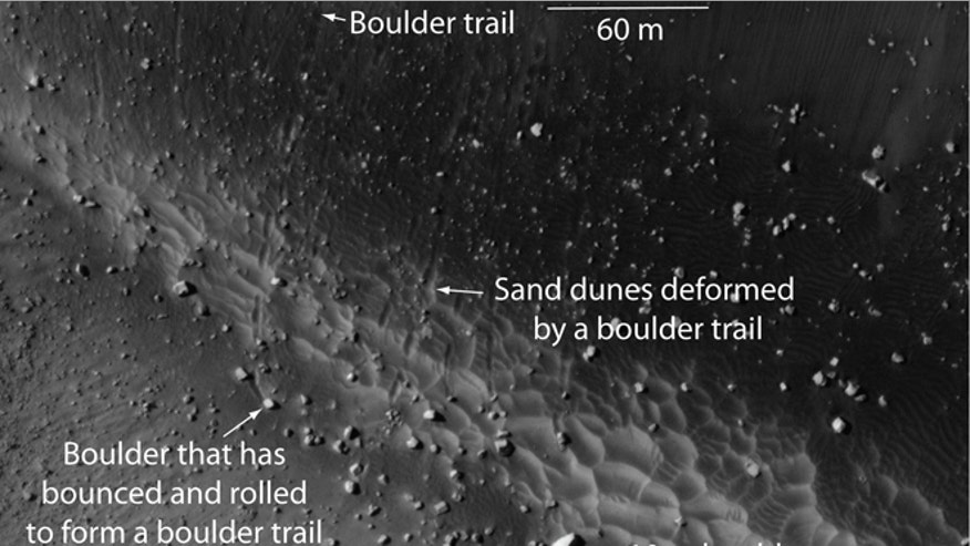 nasa-mro-boulders-marsquakes.jpg