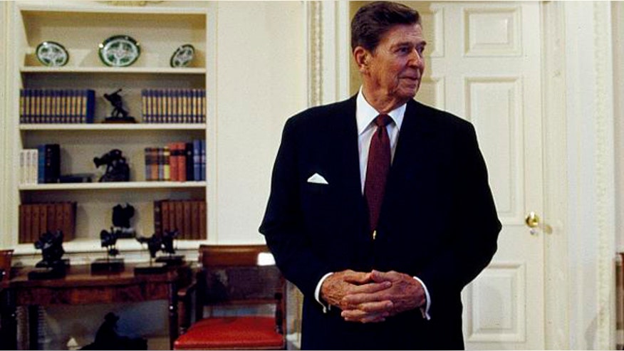 ronald-reagan-oval-office.jpg