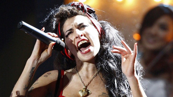 amywinehouseINner.jpg