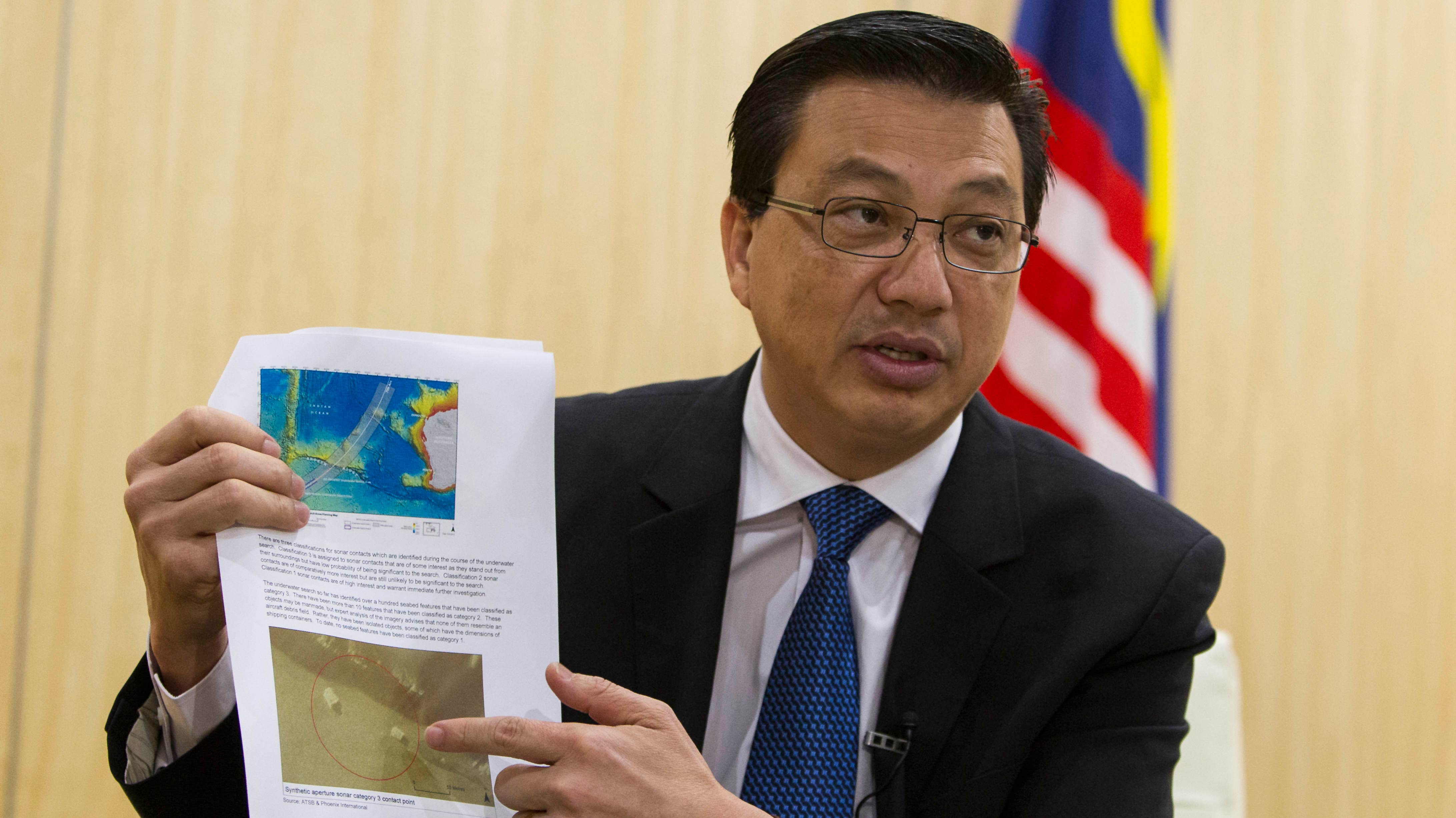 mh370-malaysia-reexamine.jpg