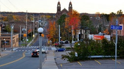 >Michigan's Upper Peninsula offers some of the most rugged terrains and diverse natural scenery you'll find anywhere.