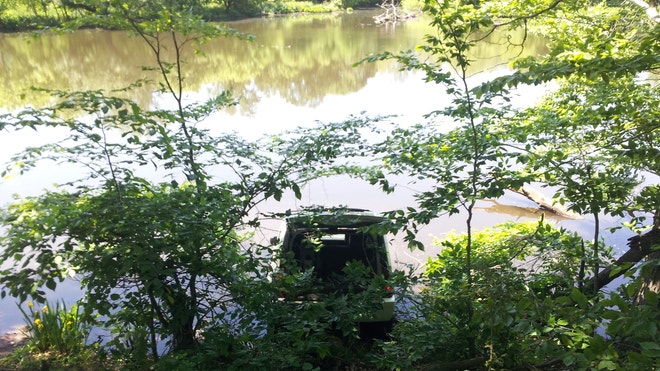Jeepdrink.JPG