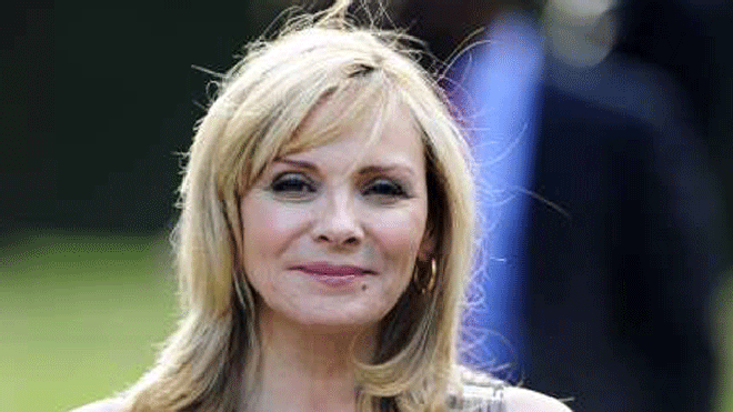 Kim Cattrall Calls Cop on Elderly Neighbor for Trespassing ... Kim Cattrall Now
