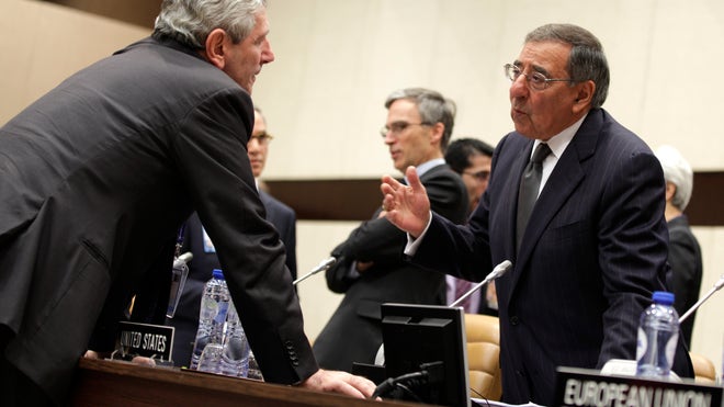 panetta_nato_meeting.jpg
