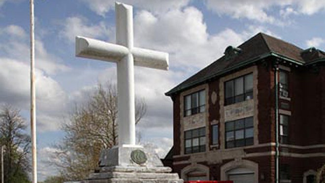 wooncross.jpg
