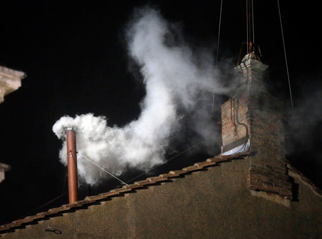 White smoke signals cardinals have selected a new pope Vatican%20PopeWhiteSmoke313
