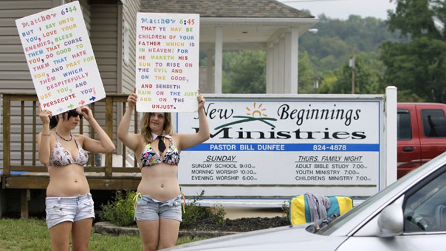 Strippers protest Ohio church