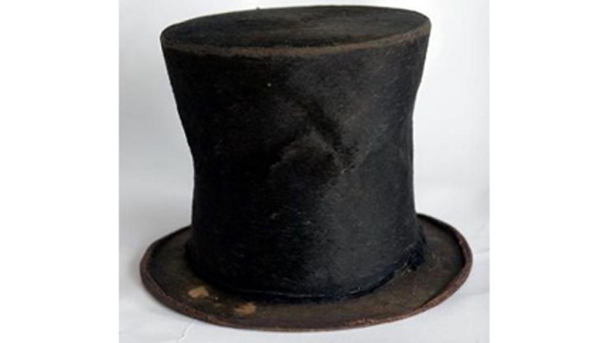 LincolnHatAP.jpg