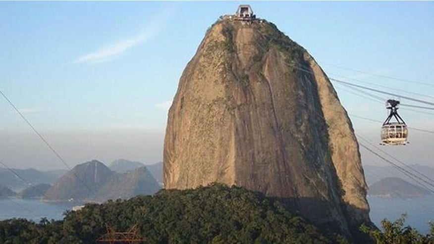 SugarloafMountainCable_istock.jpg