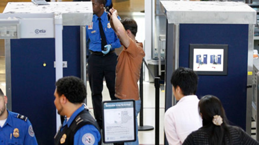 TSA_screening_reuters1