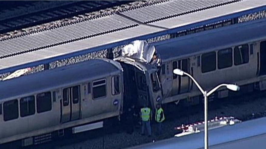 chicago_train_collision_093013.jpg