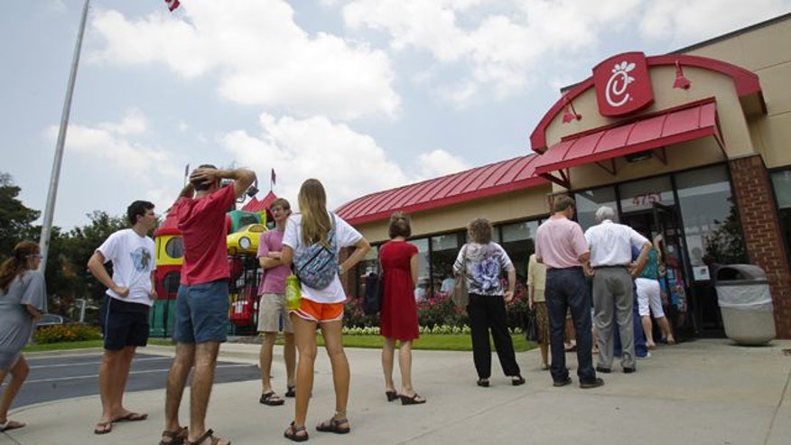 chickfila_line.jpg