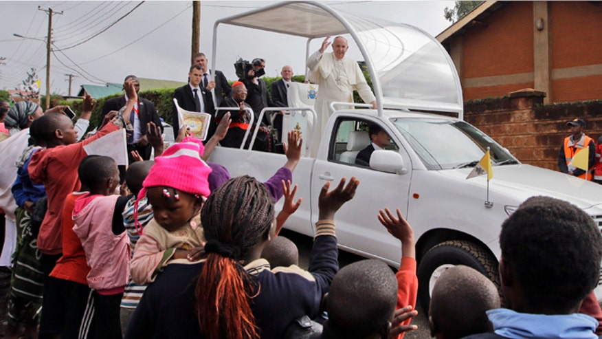 pope-nairobi-112715.jpg