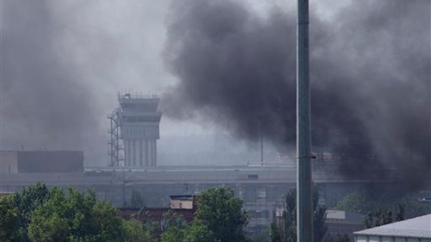 ウクライナ軍 空爆開始  ドネツク市内では銃撃戦