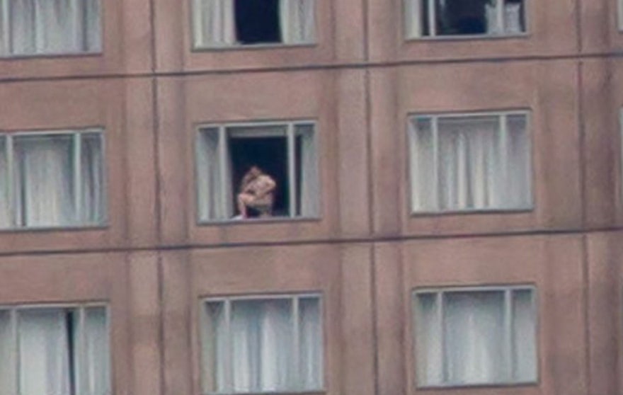 Blown Up Picture Of Shanghai Panorama Reveals Naked Man In Hotel Window 