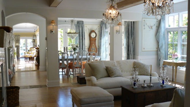 Living Room Lighting - Lead home inspection