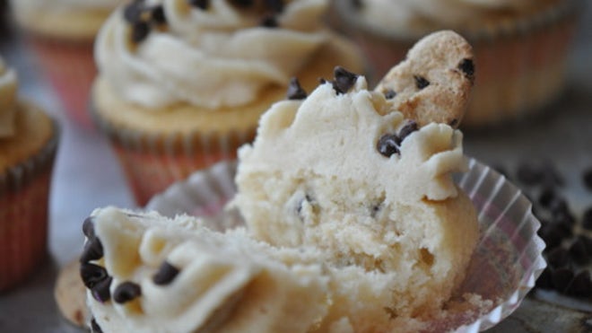 cupcake_cookie_dough2.jpg