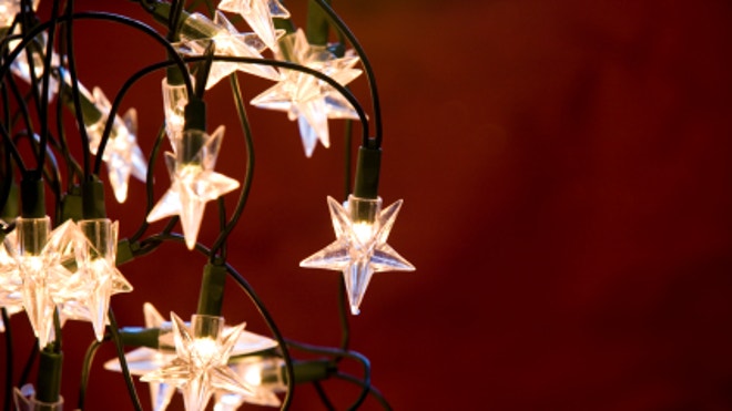 iStock_000007674493XSmall_ChristmasLights.jpg