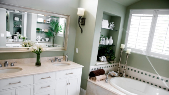 iStock_000013991025XSmall_Bathroom.jpg
