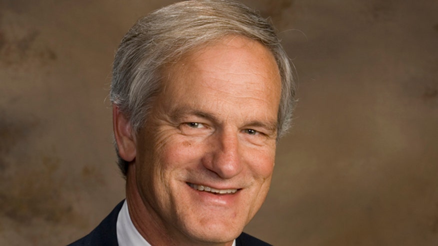 Kenneth Howell