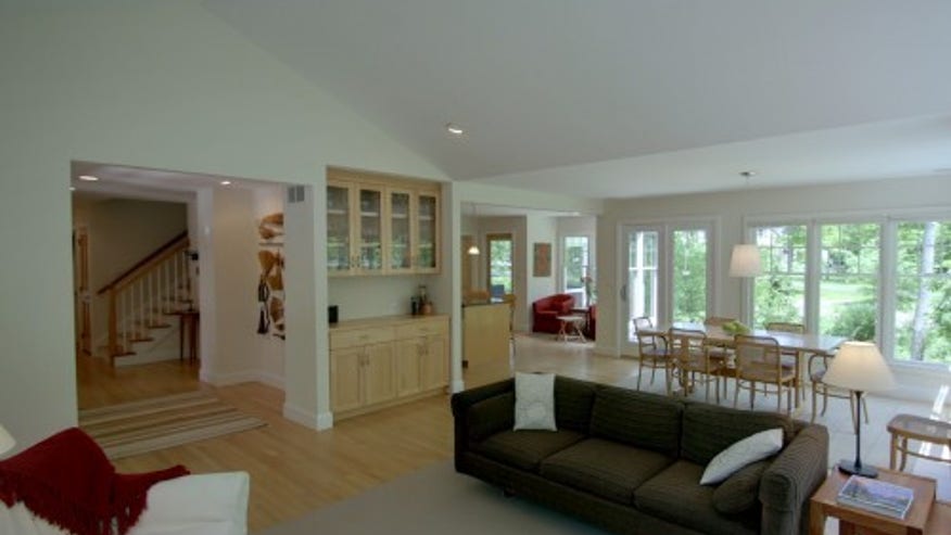 Zillow_Great-room-e1342802710837.jpg