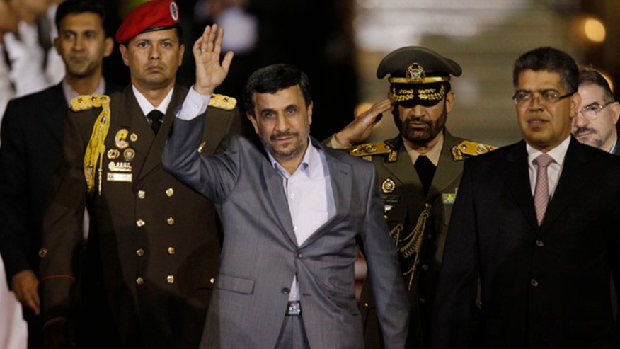 ahmadinejad_in_venezuela_1812.jpg