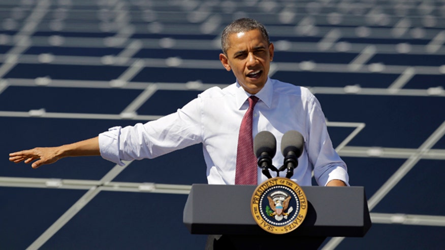 obama_solarfacility_32112.jpg