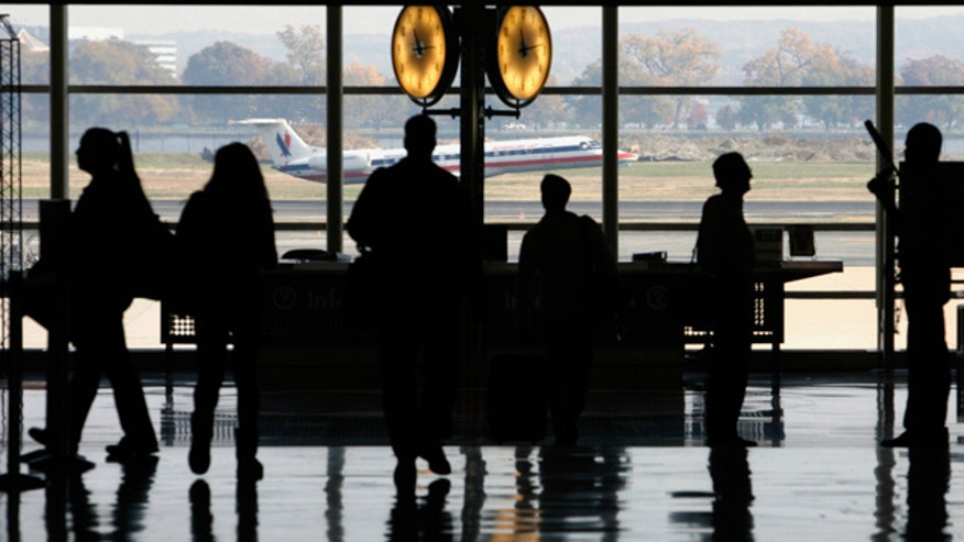 Airport-Reagan-Passengers-Waiting