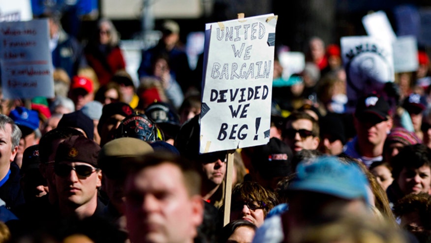 wisconsin-protest-state-capitol