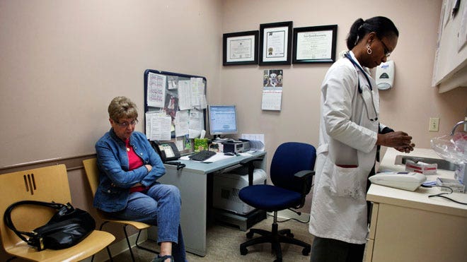 nurse, waiting room, doctor, doctor office, paitent