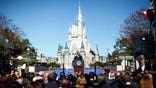 President Barack Obama revealed measures aimed at boosting tourism and creating jobs on Thursday.