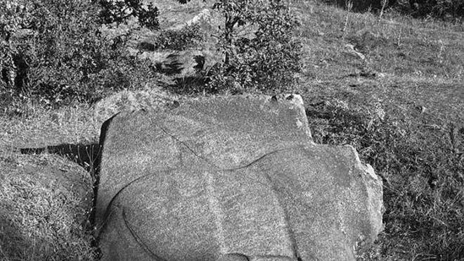 lion-statue-2