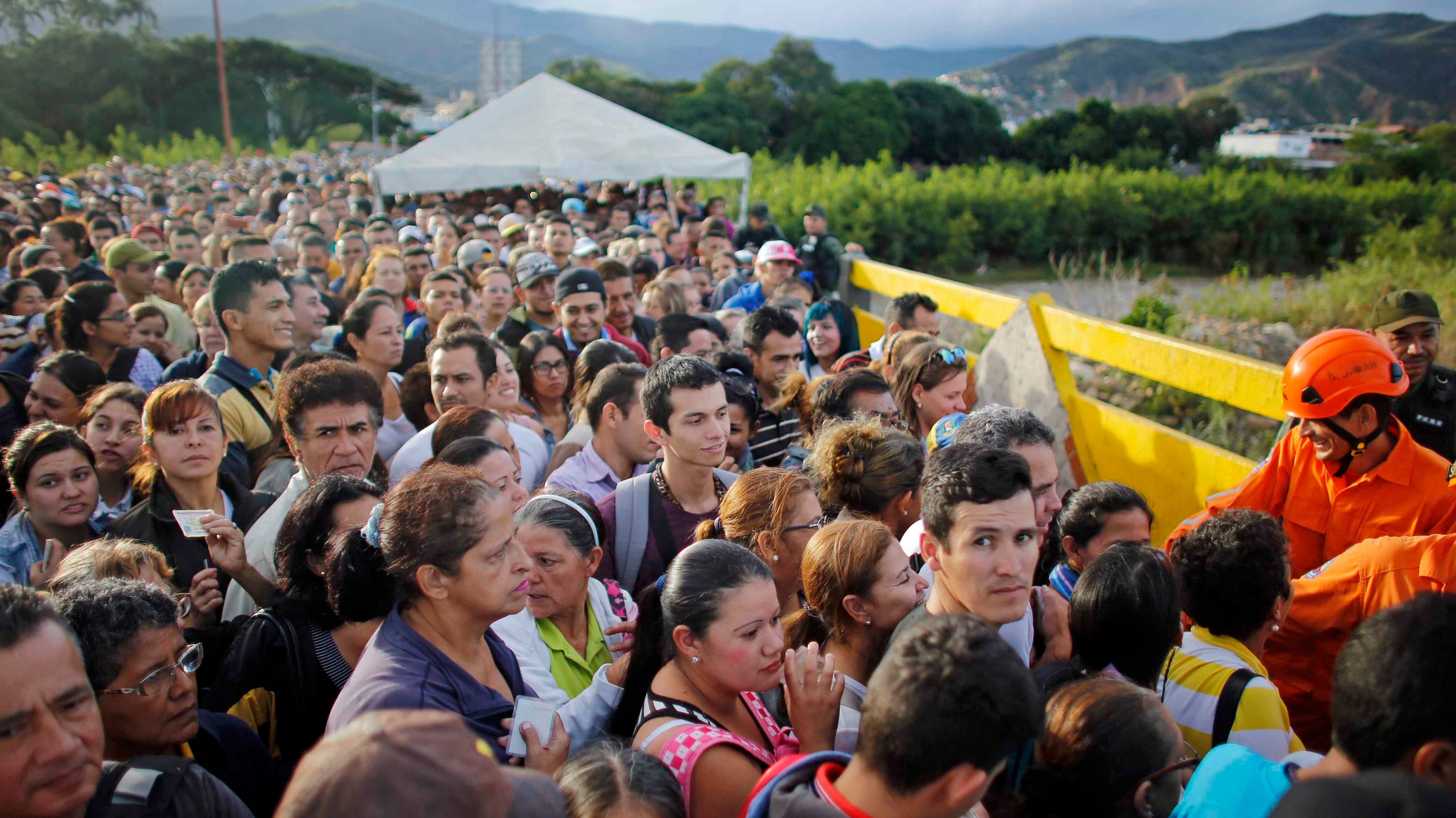 san antonio del tachira latino personals Venezuela's deepening crisis triggers mass migration venezuela's deepening crisis triggers mass migration into colombia colombia over the simón bolívar bridge in san antonio del. san antonio del tachira latino personals Venezuela's deepening crisis triggers mass migration venezuela's deepening crisis triggers mass migration into colombia colombia over the simón bolívar bridge in san antonio del.