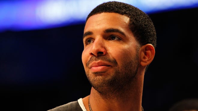 drake latino personals Drake is damn near 30 in october and he's dating a 19 year old she's fresh out of highschool/college probably wants to have fun with her friends on summer days and still be a kid somewhat. drake latino personals Drake is damn near 30 in october and he's dating a 19 year old she's fresh out of highschool/college probably wants to have fun with her friends on summer days and still be a kid somewhat.