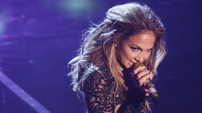 Jennifer Lopez Has Nip Slip in Italy | Fox News Latino